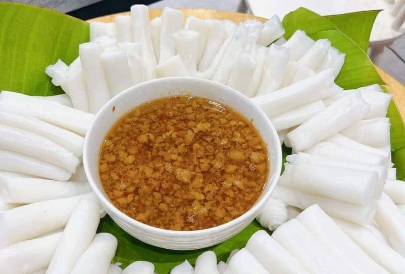 an-gi-o-ha-long-top-15-dac-san-ngon-quen-loi-ve.jpg