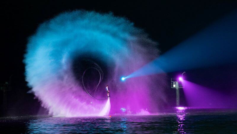 dat-ve-show-jetski-cat-ba-ban-giao-huong-dao-xanh.jpg