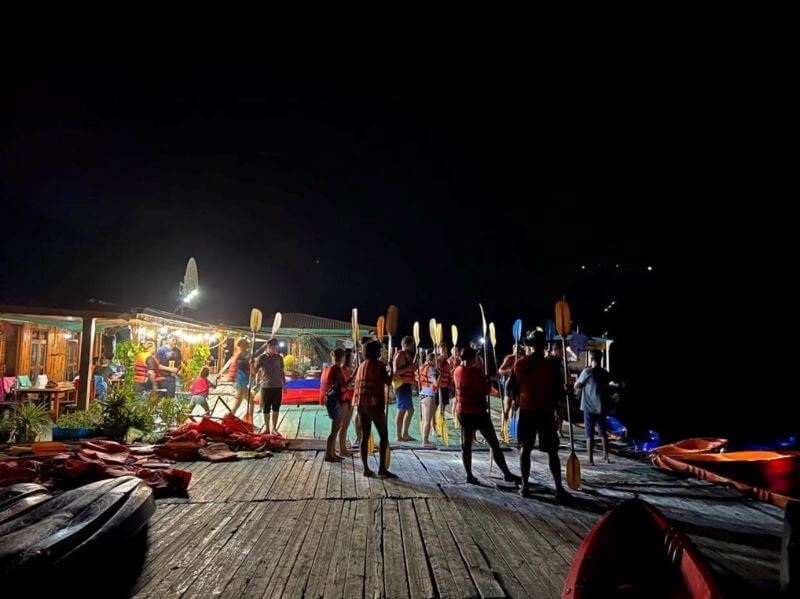cheo-kayak-vinh-lan-ha-cat-ba.jpg