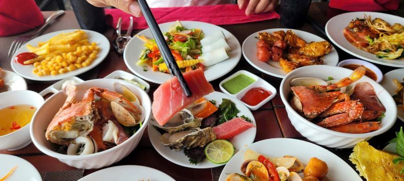 top-nha-hang-buffet-hai-san-ha-long-tuoi-ngon-sieu-uy-tin.jpg