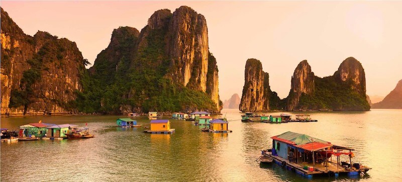 L&agrave;ng ch&agrave;i Cửa Vạn