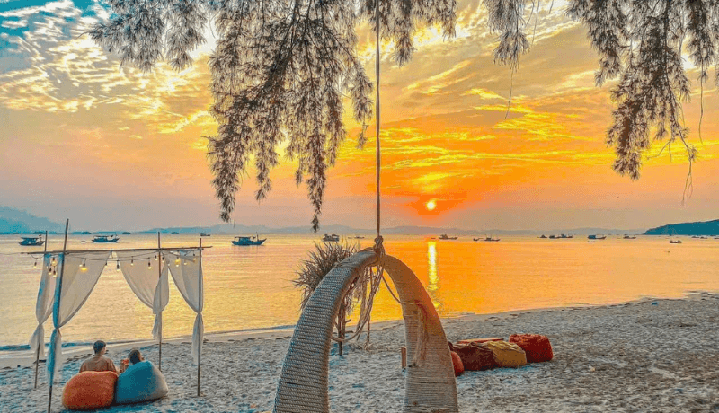 top-6-diem-du-lich-bien-mien-bac-dinh-nhat-cho-ky-nghi-he.jpg