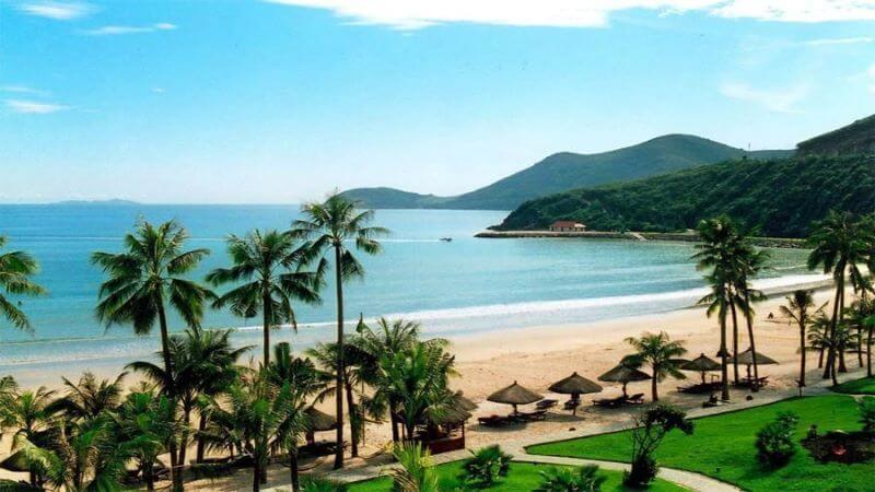 top-6-diem-du-lich-bien-mien-bac-dinh-nhat-cho-ky-nghi-he.jpg