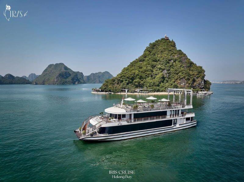 top-du-thuyen-5-sao-ha-long-dinh-nhat-trai-nghiem-hanh-trinh-co-1-0-2.jpg