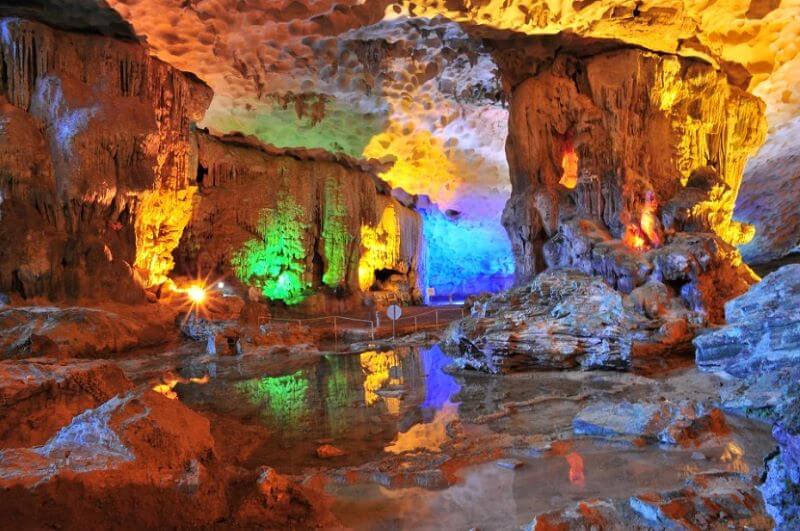 top-du-thuyen-5-sao-ha-long-dinh-nhat-trai-nghiem-hanh-trinh-co-1-0-2.jpg