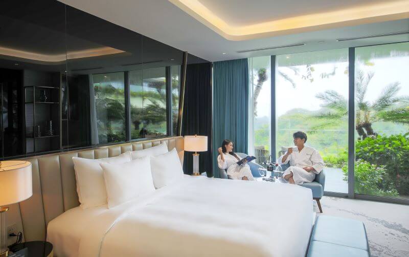 flamingo-cat-ba-resort-review-chi-tiet-tu-a-z-khi-ban-dat-phong.jpg