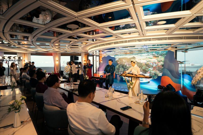 du-thuyen-grand-pioneers-6-sao-ha-long-trai-nghiem-luxury-bac-nhat.jpg