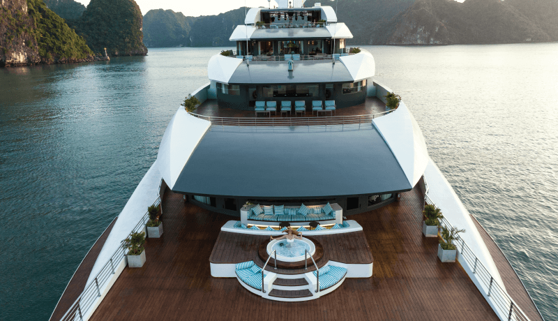 du-thuyen-grand-pioneers-6-sao-ha-long-trai-nghiem-luxury-bac-nhat.jpg