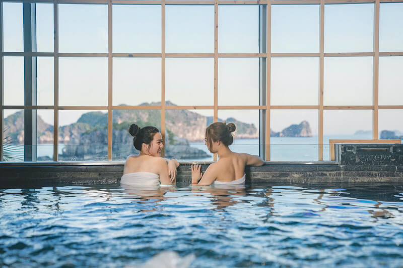 Tắm khoáng Onsen Flamingo Cát Bà