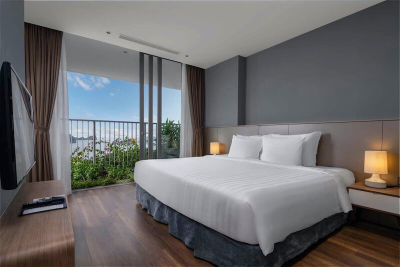 Phòng deluxe view biển Flamingo Cát Bà
