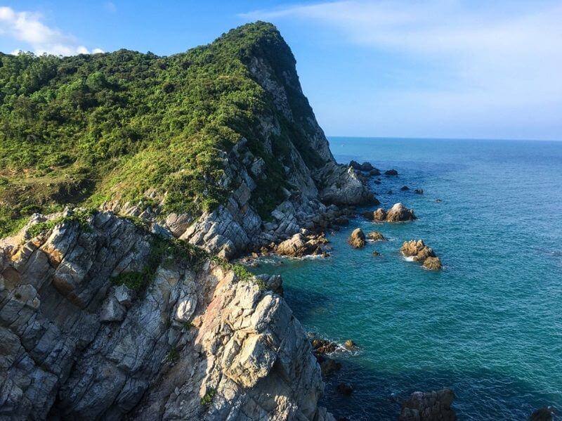 lang-chai-vung-vieng-kham-pha-nhip-song-ngu-dan-tren-vinh-ha-long.jpg