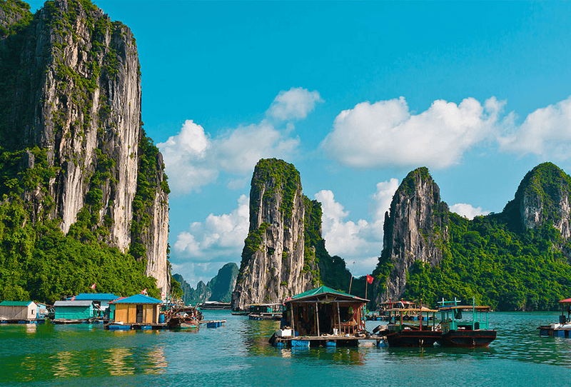 lang-chai-vung-vieng-kham-pha-nhip-song-ngu-dan-tren-vinh-ha-long.jpg
