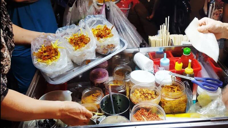 pho-di-bo-co-to-co-gi-review-chi-tiet-diem-den-soi-dong-ve-dem.jpg