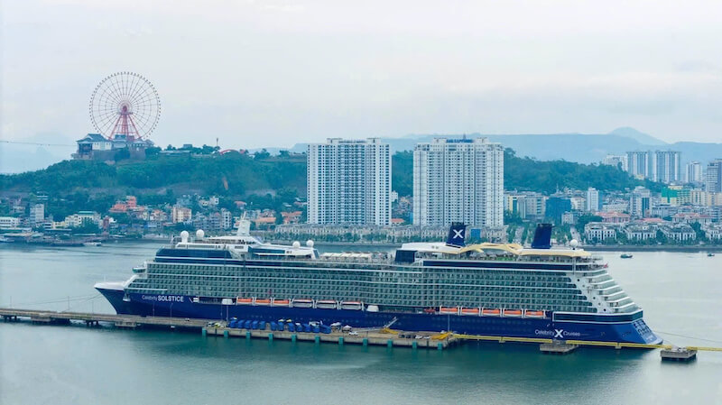 Công ty tour du lịch Hạ Long 11