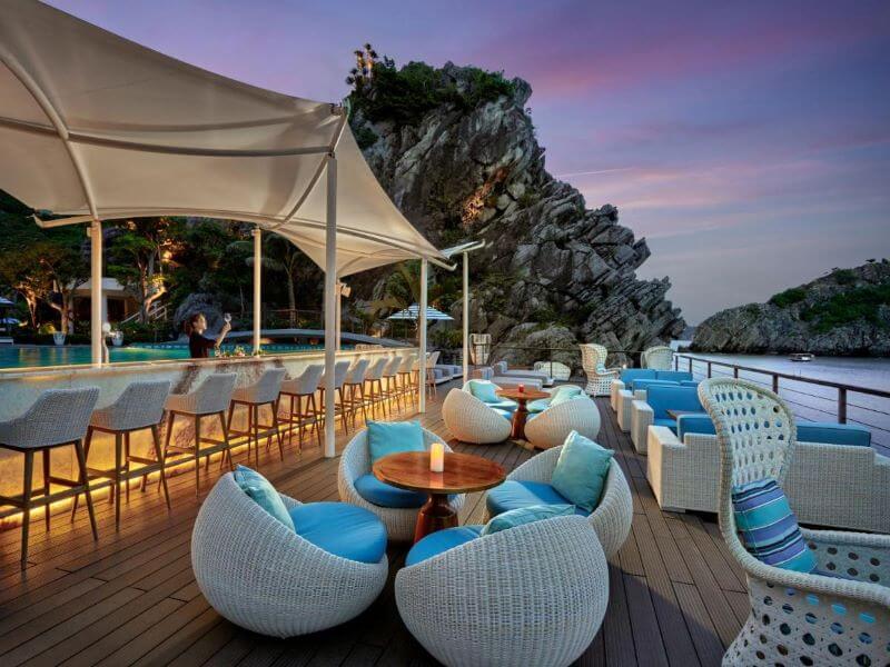 Checklist-quan-cafe-dep-nhat-Cat-Ba.jpg
