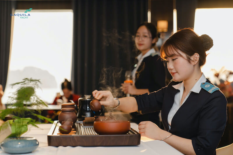 Thưởng thức tinh hoa trà Việt Nam