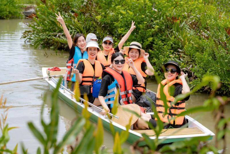 Tour-nua-ngay-rung-ngap-man-phu-long-cat-ba.jpg