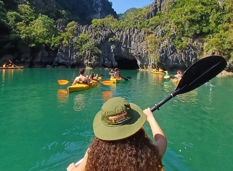 chum-tour-vinh-lan-ha-1-ngay.jpg