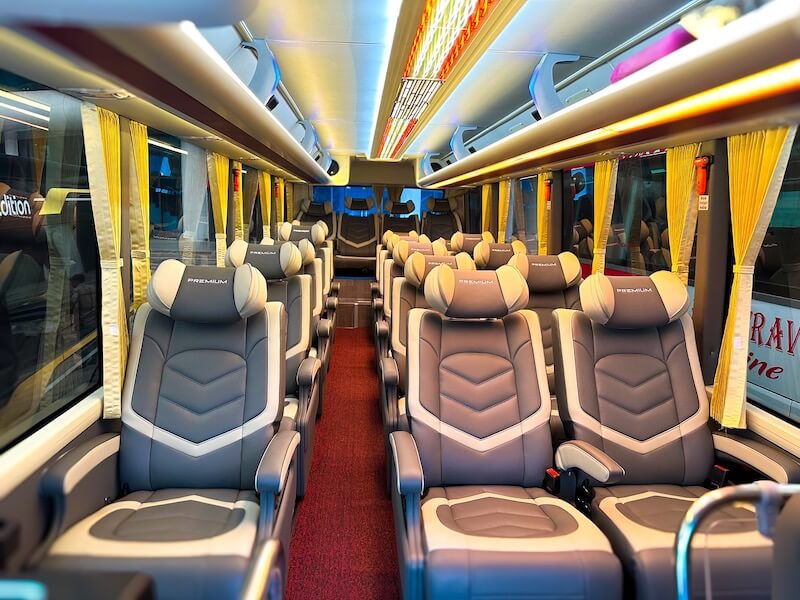 thu&ecirc; xe C&aacute;t B&agrave; 1