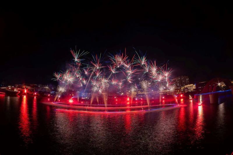review-show-jetski-cat-ba-ban-giao-huong-dao-xanh-bung-no-cam-xuc.jpg