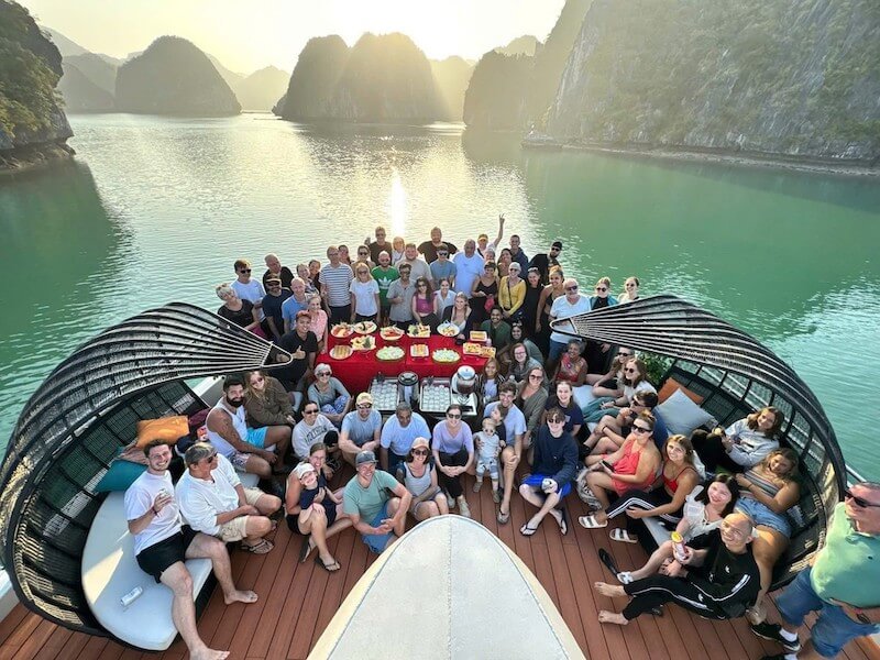 Tour vịnh Lan Hạ 1 ng&agrave;y